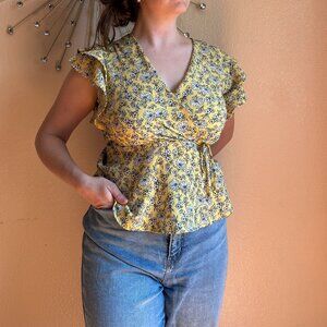 Yellow Daisy V-cut Top with Flowey Sleeves